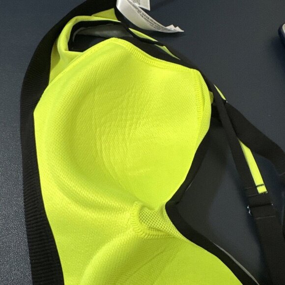 Victoria Sport Women's 34C Incredible Sports Bra Green Multi Geo Racerback - Picture 7 of 12